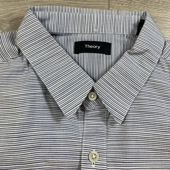 Theory Coppolo Drott Button Front Short Sleeve Shirt - Picture 4 of 9